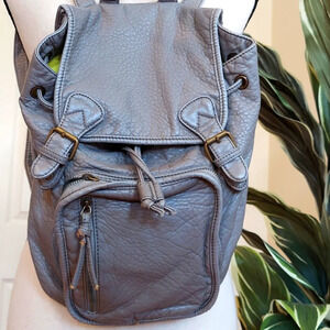 Arizona Faux Leather Marion Backpack | Gray| USED | SOME WEAR/COSMETIC D…
